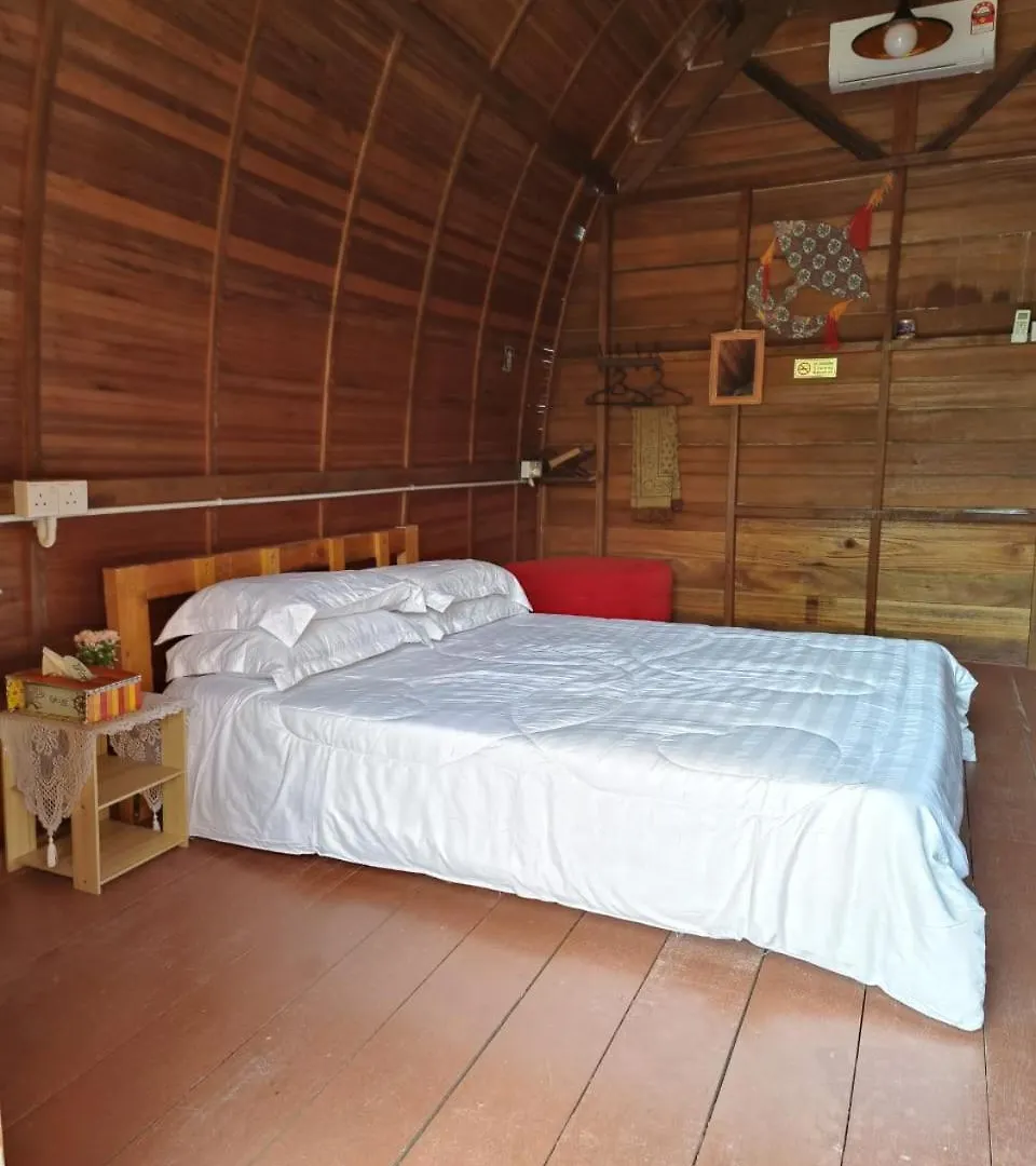 Lba Chalet Balik Pulau